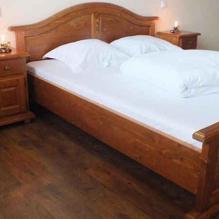 Camere De Inchiriat Onelia Alba Iulia Pokój zdjęcie