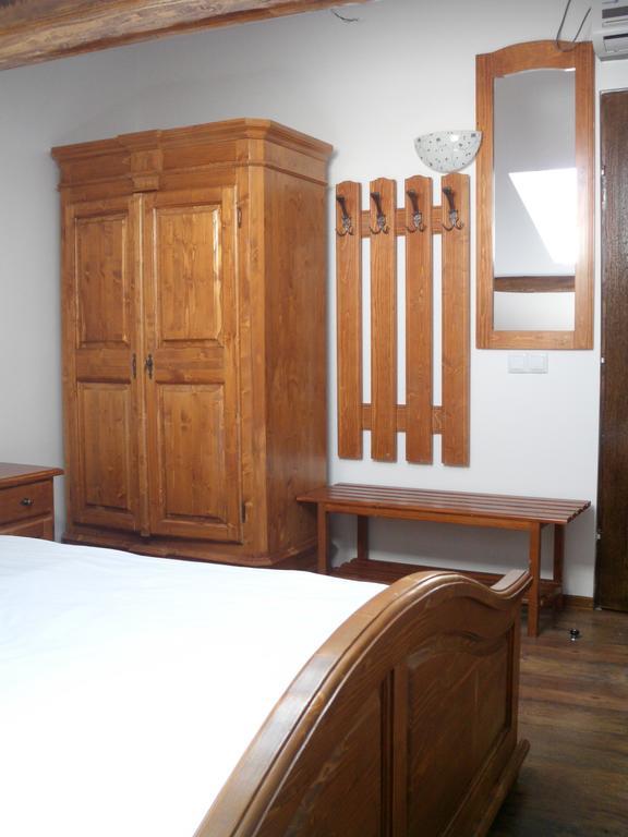 Camere De Inchiriat Onelia Alba Iulia Zewnętrze zdjęcie
